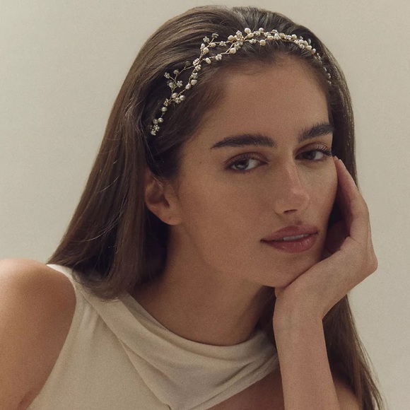 [NEW] Pearldrop Halo Wedding Headband from Anthropologie main image 7